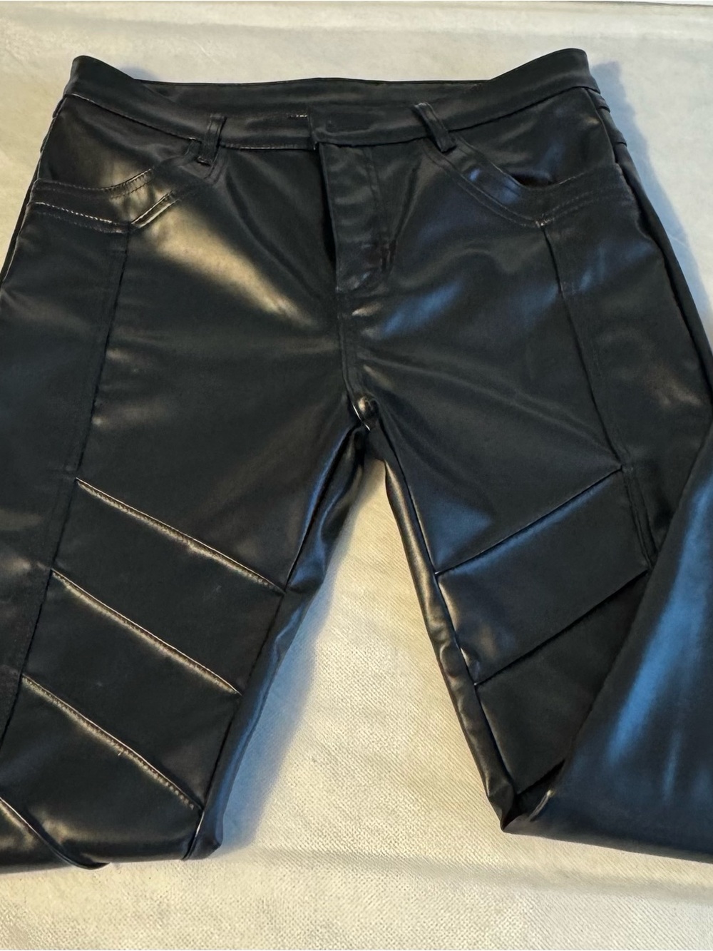 UNISEX Black Vegan Faux Leather Moto Pants Size 32 Skinny Biker Style - Picture 8 of 8